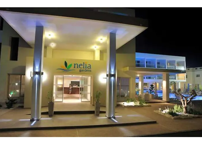 Hotel Nelia Gardens
