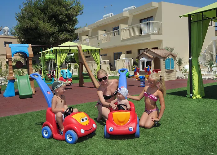 Hotell Nelia Gardens Ayia Napa