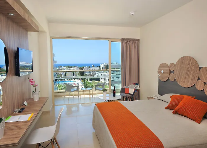 Nelia Gardens Hotell