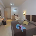 Nelia Gardens Hotel 4*