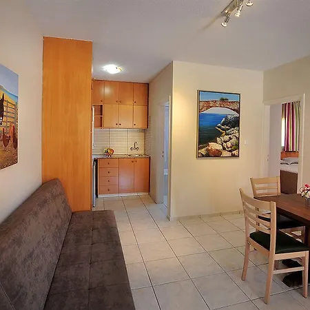 Nelia Gardens 4* Айя-Напа