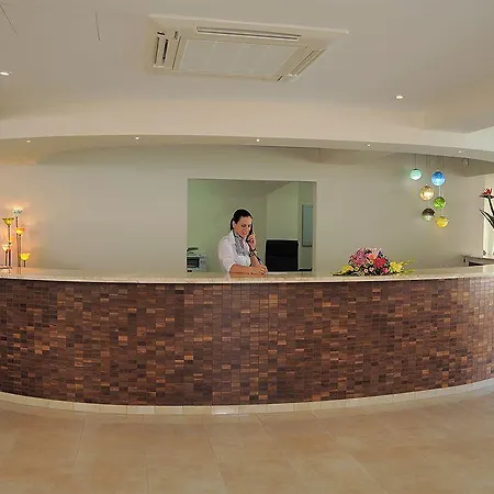 Nelia Gardens Hotell Ayia Napa