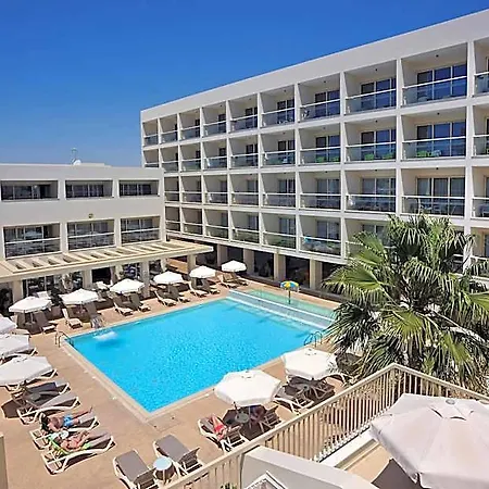 Nelia Gardens Ajía Nápa