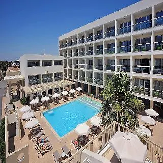 Отель Nelia Gardens
