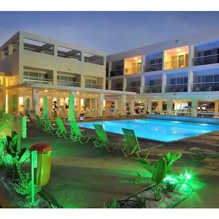 Nelia Gardens Отель
