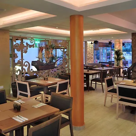 Nelia Gardens Hotel Ayia Napa