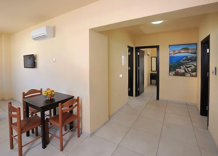 Nelia Gardens 4* Aya Napa