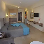 Nelia Gardens Hotel 4*