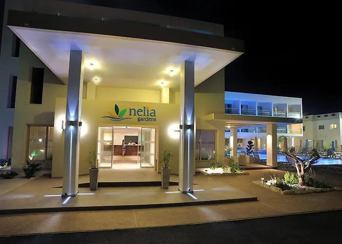 Nelia Gardens 4*
